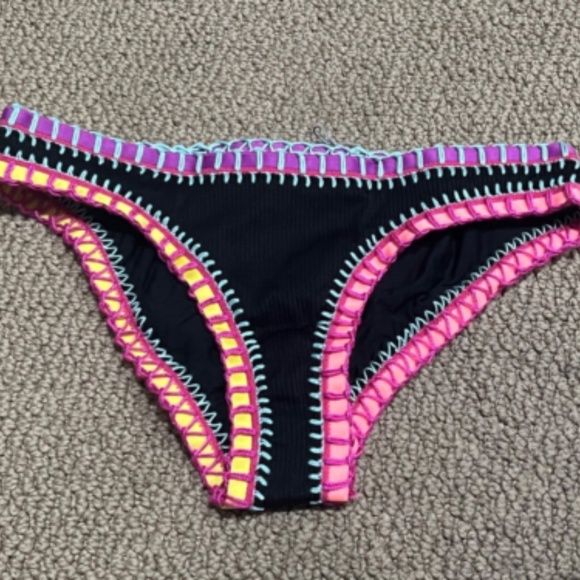 Platinum inspired by Solange Ferrarini Stitched Ribbed Bikini Bottom black  MED - Picture 2 of 3